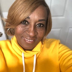 Meet your Posher, Paula